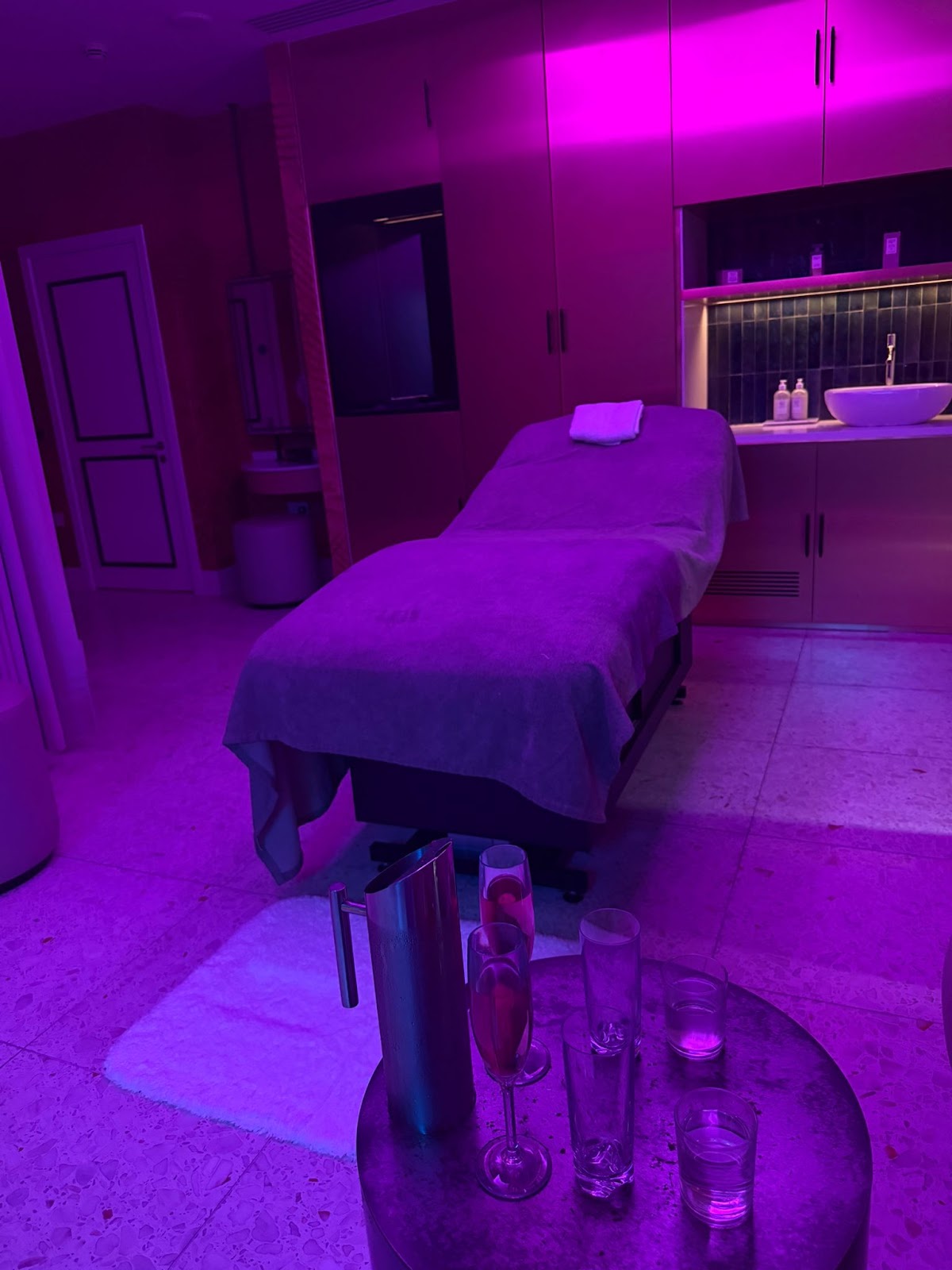AWAY® SPA — photo 3