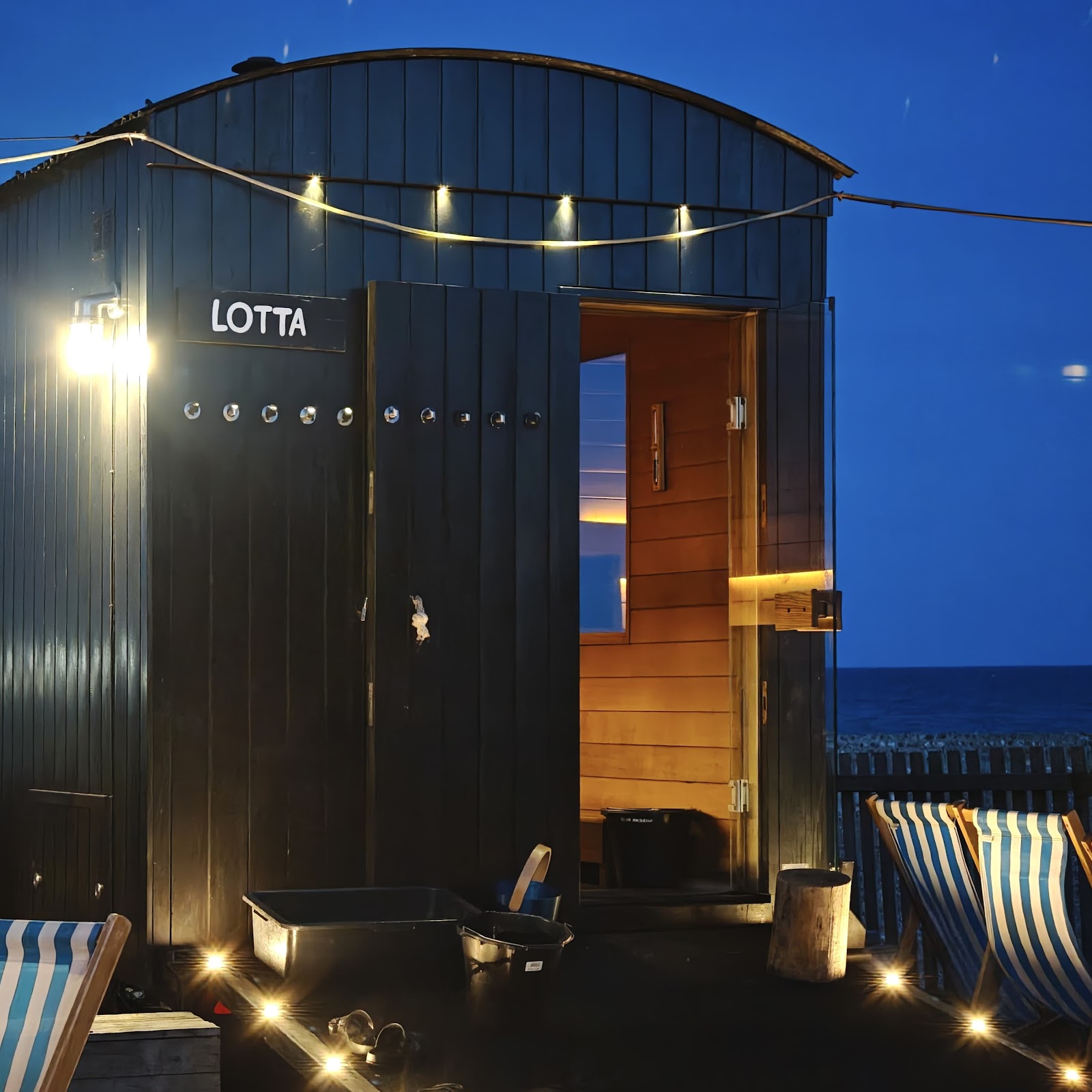 Beach Box Spa — photo 1