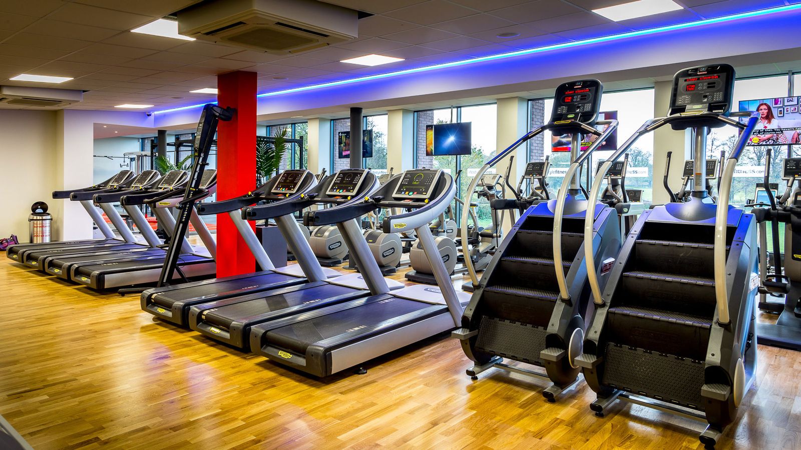 Bollington Health & Leisure - photo 3