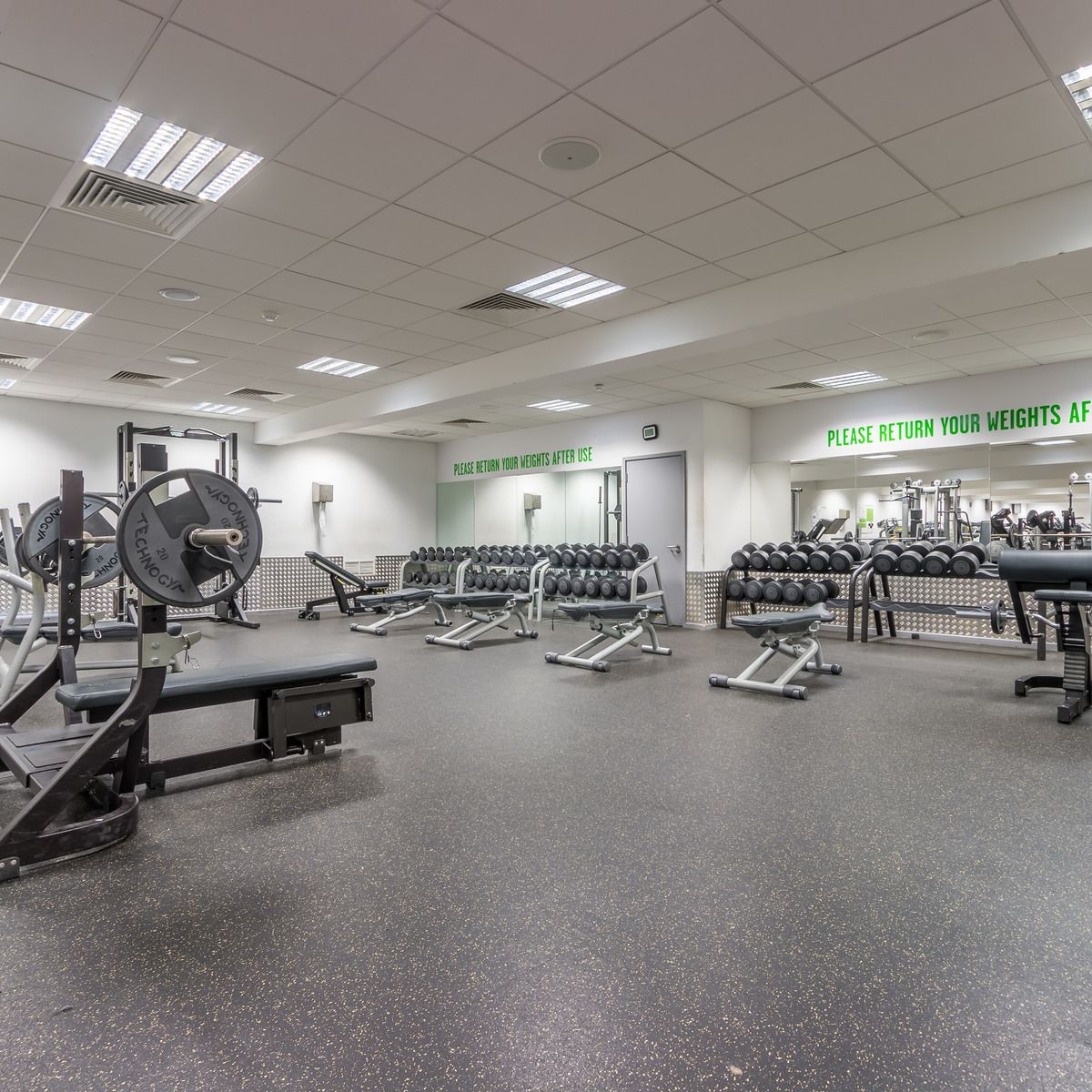 Botwell Green Sports and Leisure Centre - photo 3
