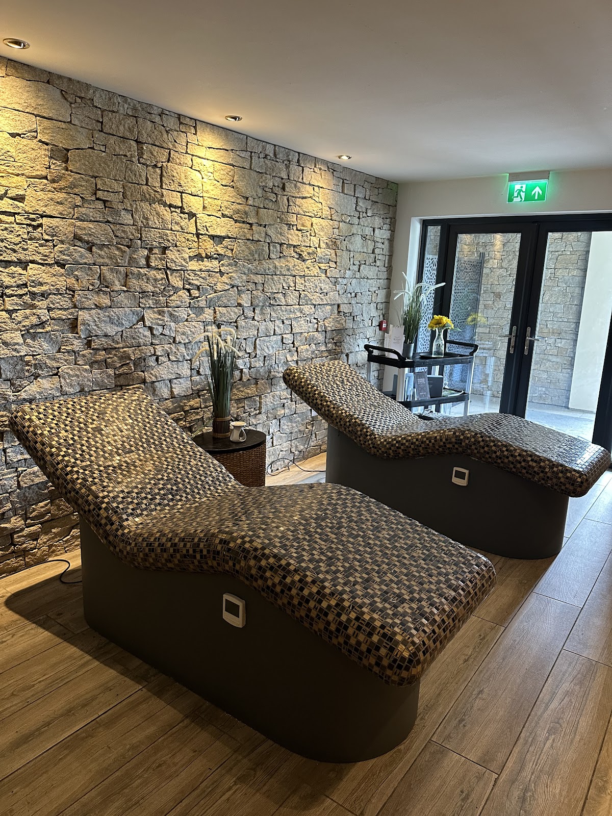 Contours Day Spa - photo 2