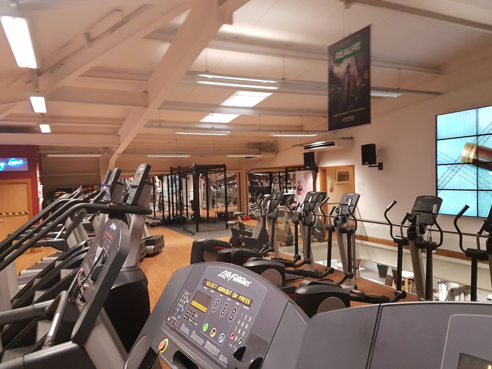 Crayford Weights & Fitness - photo 3