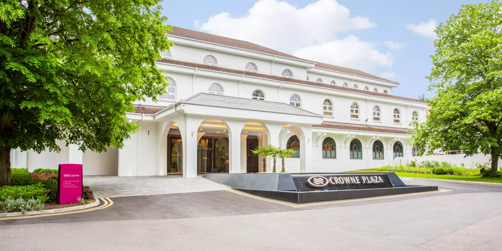 Crowne Plaza Gerrards Cross by IHG - photo 1