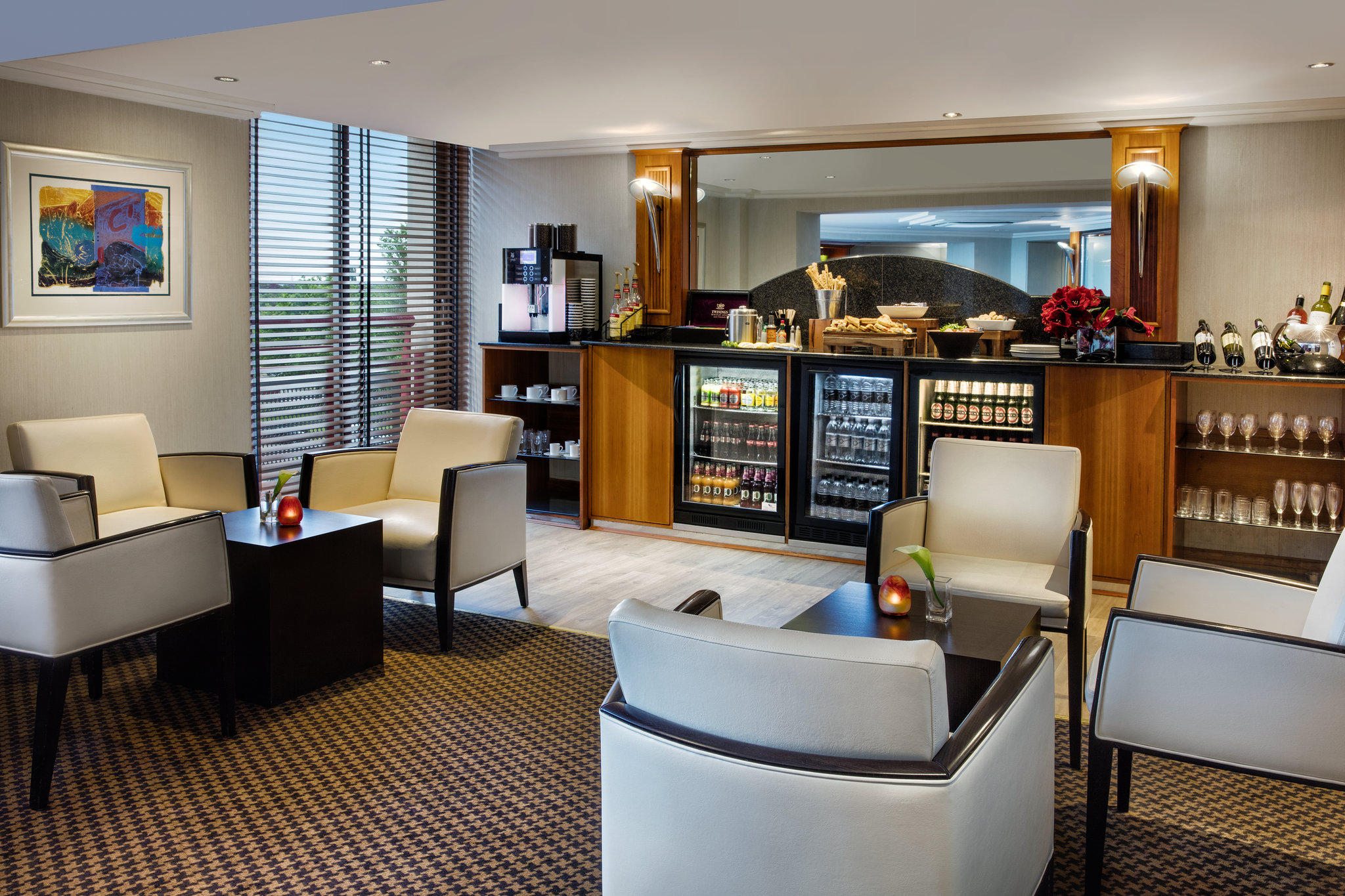 Crowne Plaza London - Heathrow by IHG — photo 2