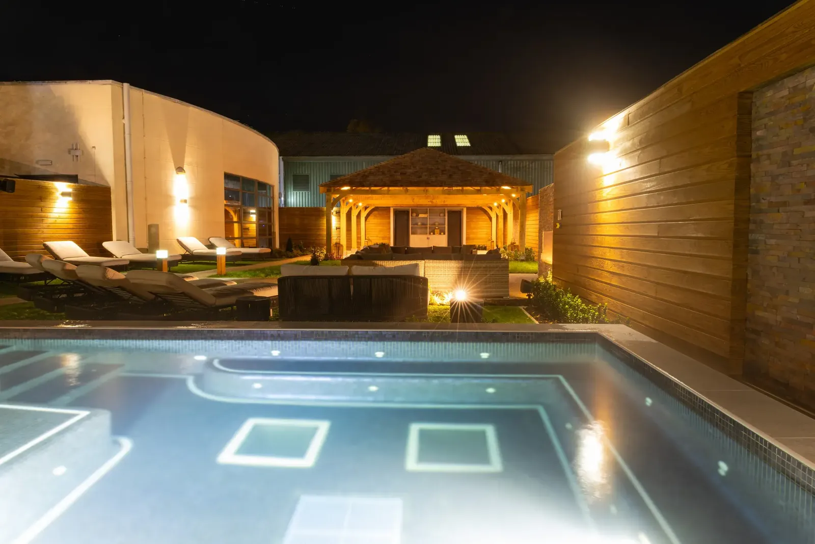 David Lloyd Beckenham - photo 3