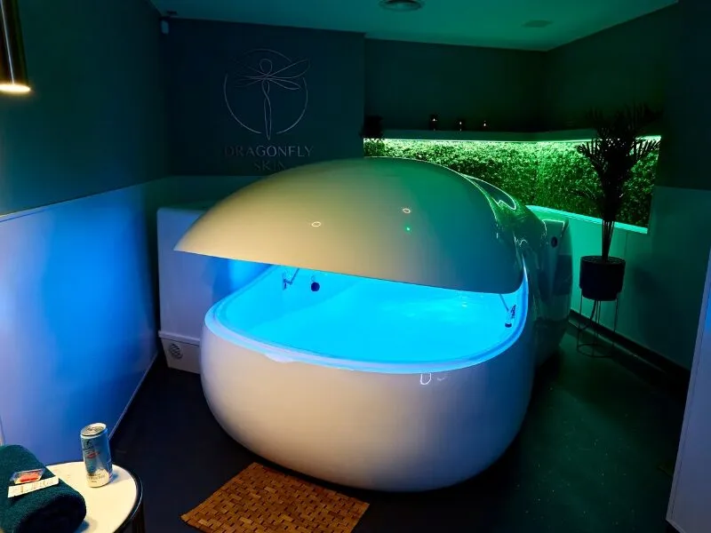Dragonfly Skin Day Spa | Floatation Tank | Massage Therapy - photo 2
