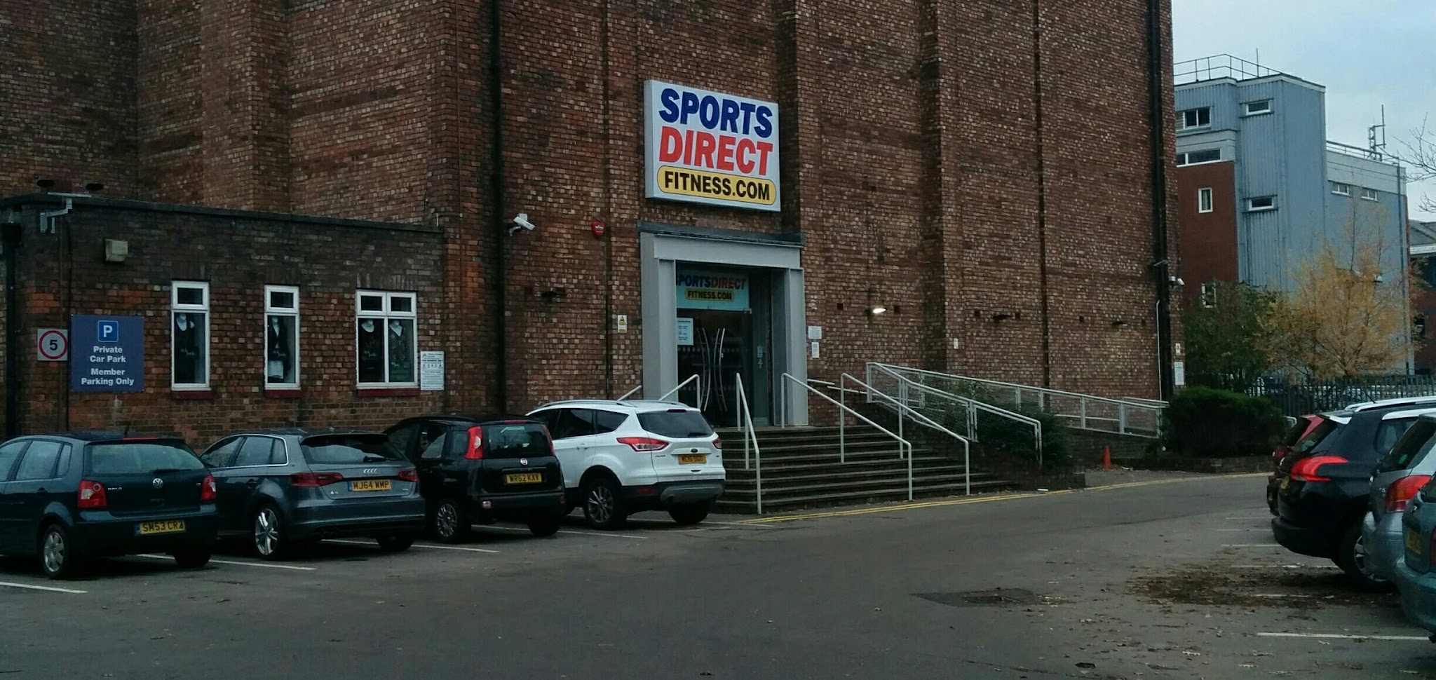 Everlast Gyms — photo 3