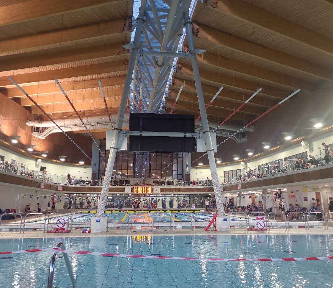 Harlow Leisurezone - photo 2