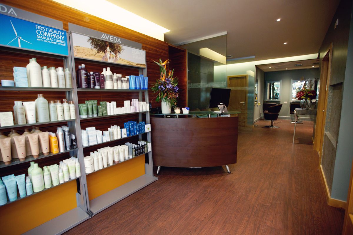JAS Hair Aveda Hair & Beauty Spa - photo 3