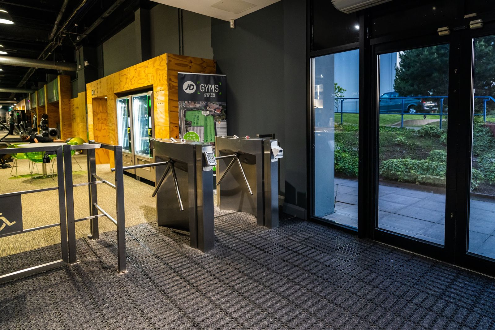 JD Gyms Liverpool Edge Lane - photo 2