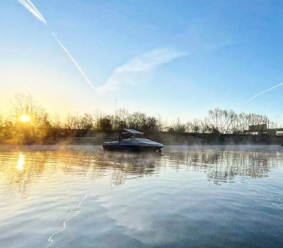 Longside Lake Watersports - photo 2