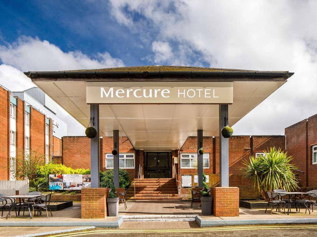 Mercure Birmingham West Hotel - photo 1
