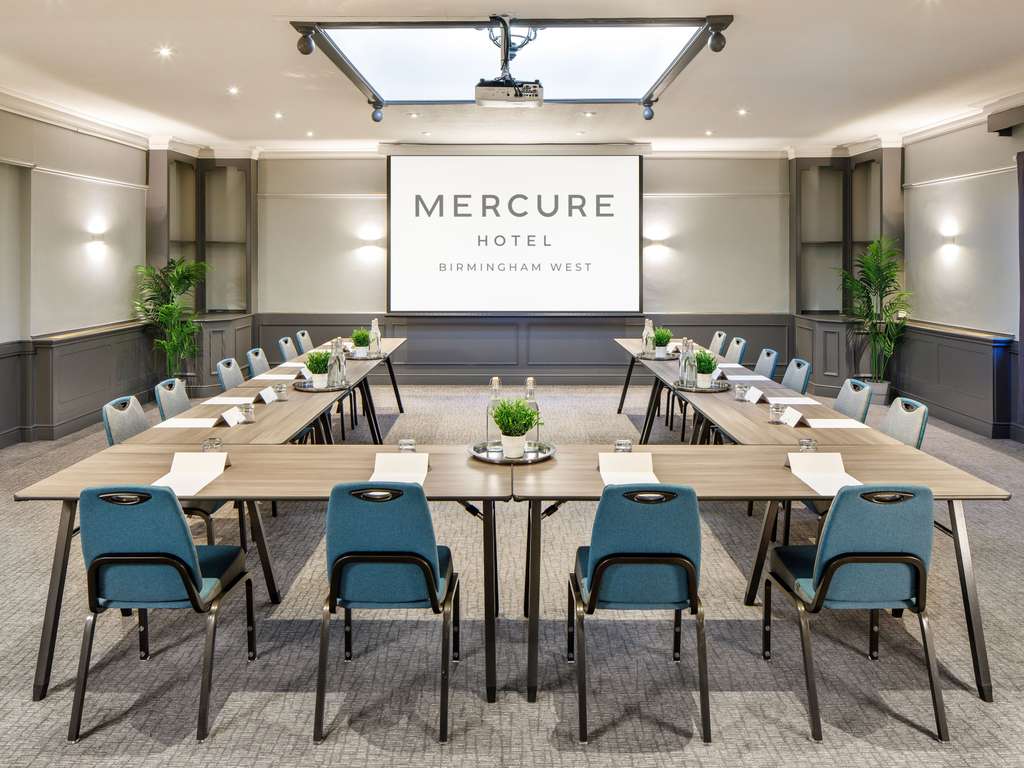 Mercure Birmingham West Hotel - photo 2