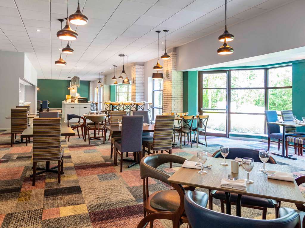 Novotel Newcastle Airport - photo 1