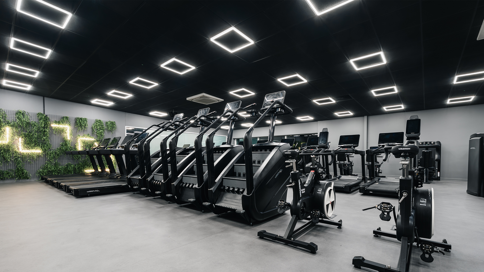 Nuffield Health Birmingham Rubery Fitness & Wellbeing Gym - photo 2