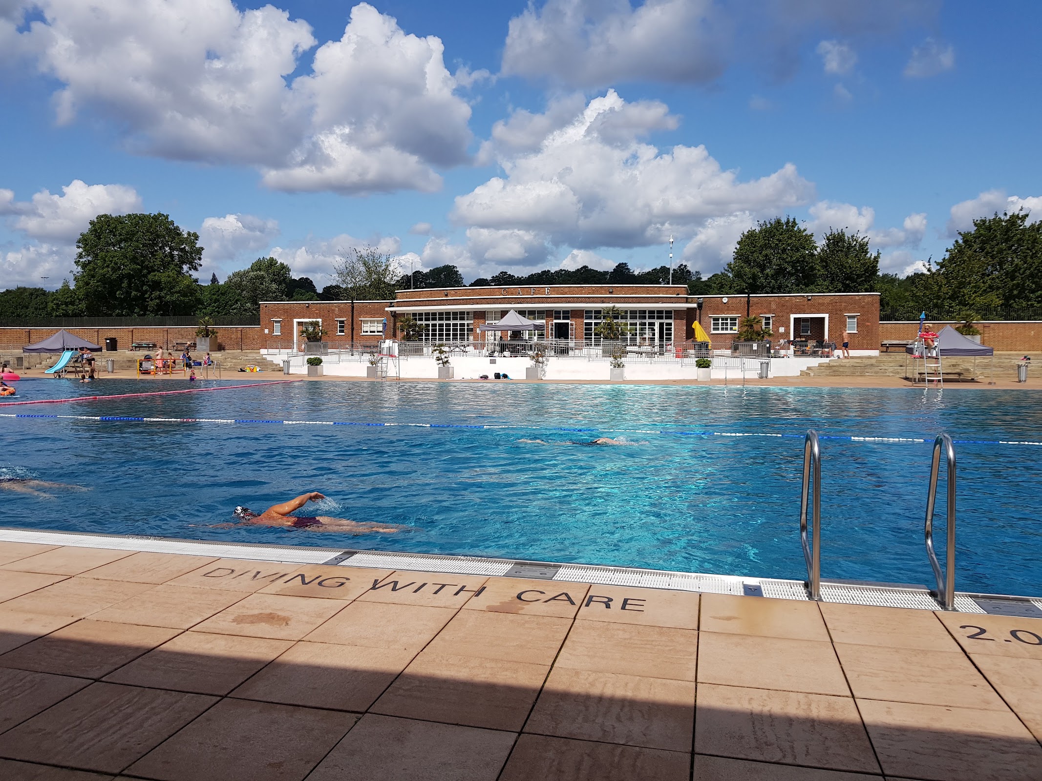 Parliament Hill Fields Lido — photo 1