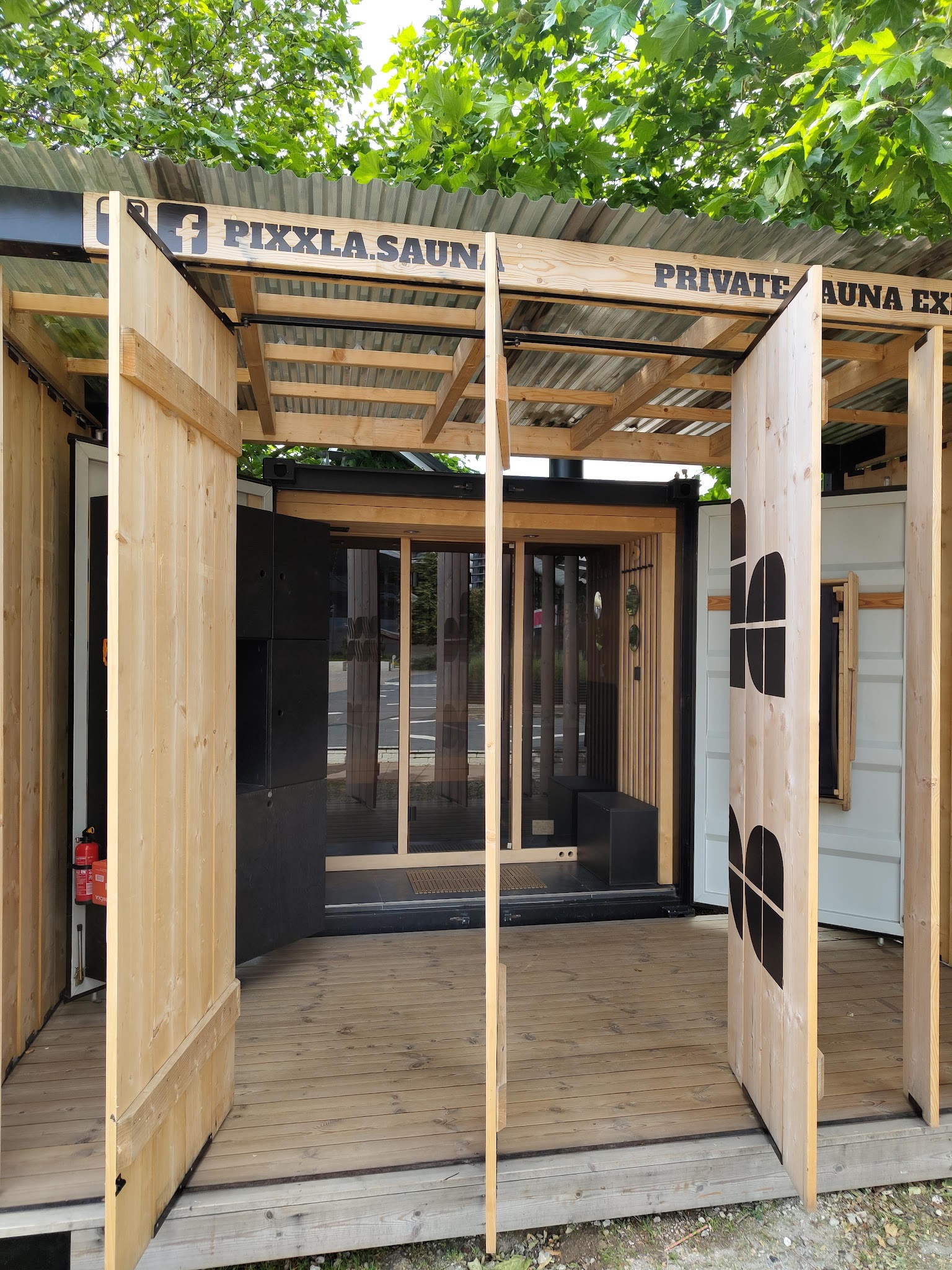 Pixxla Sauna London – Sauna at Royal Victoria Dock (Private & Public Sessions) — photo 2