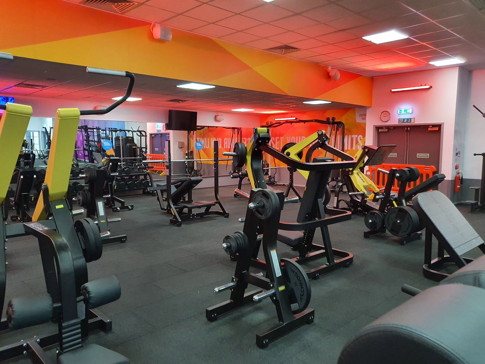Southbury Leisure Centre - photo 3