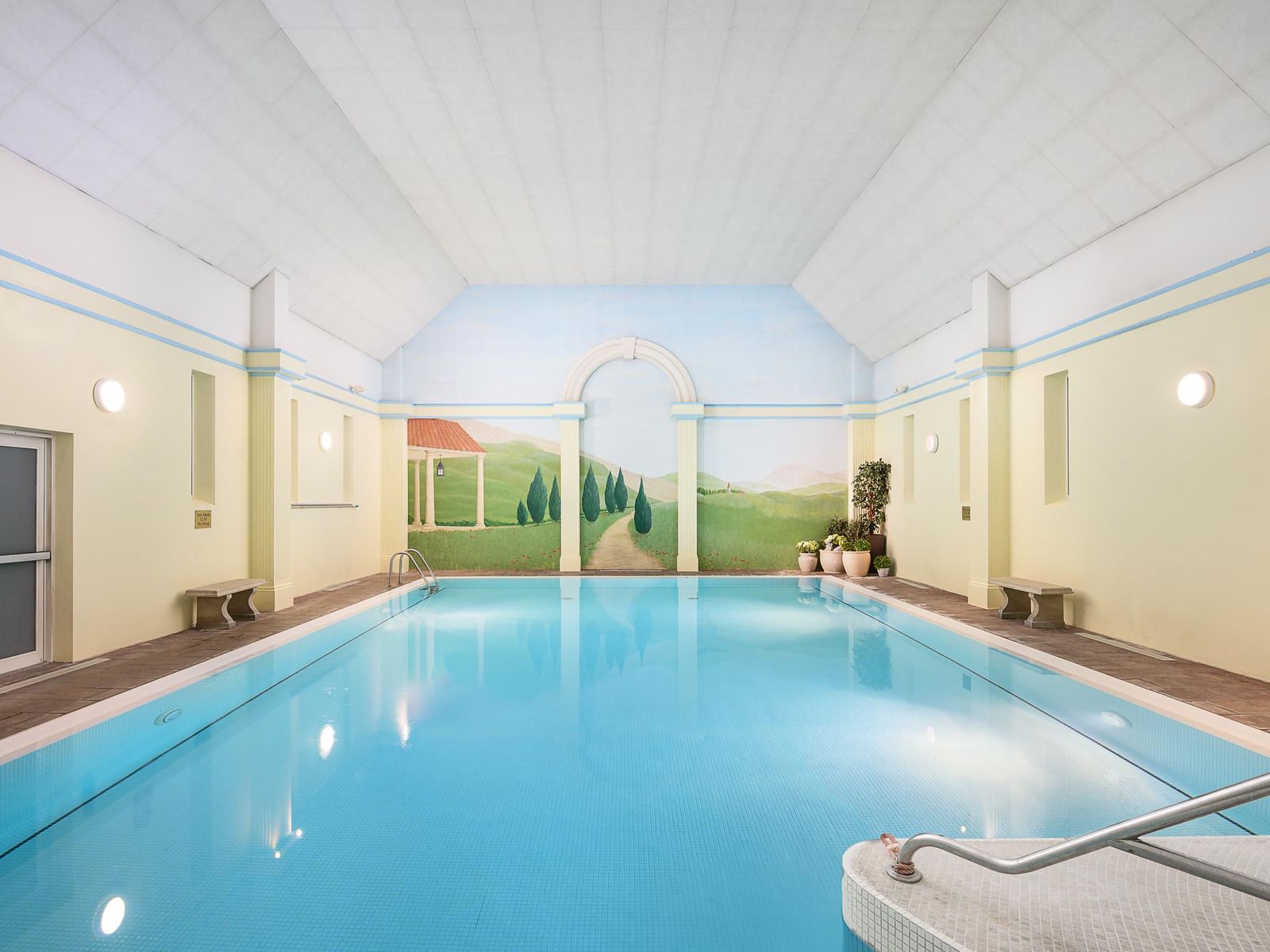Spires Leisure Club and Spa - photo 1
