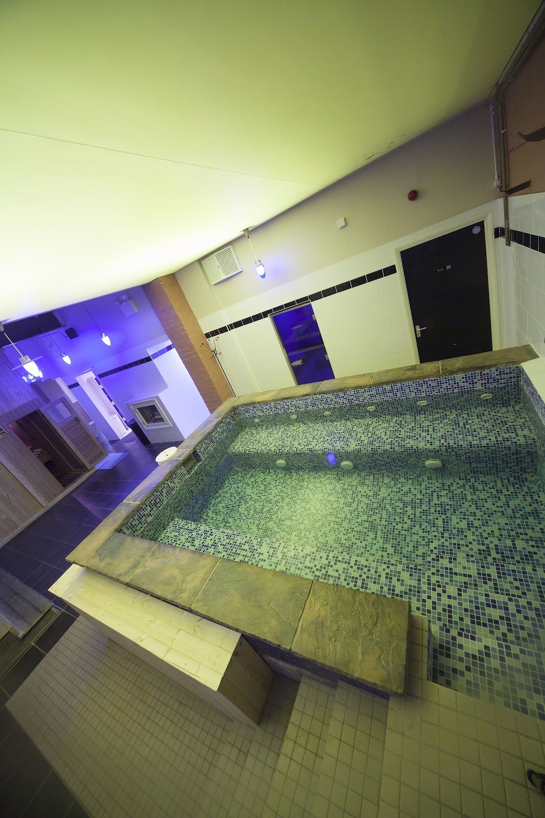 Splash Spa Leicester - photo 3