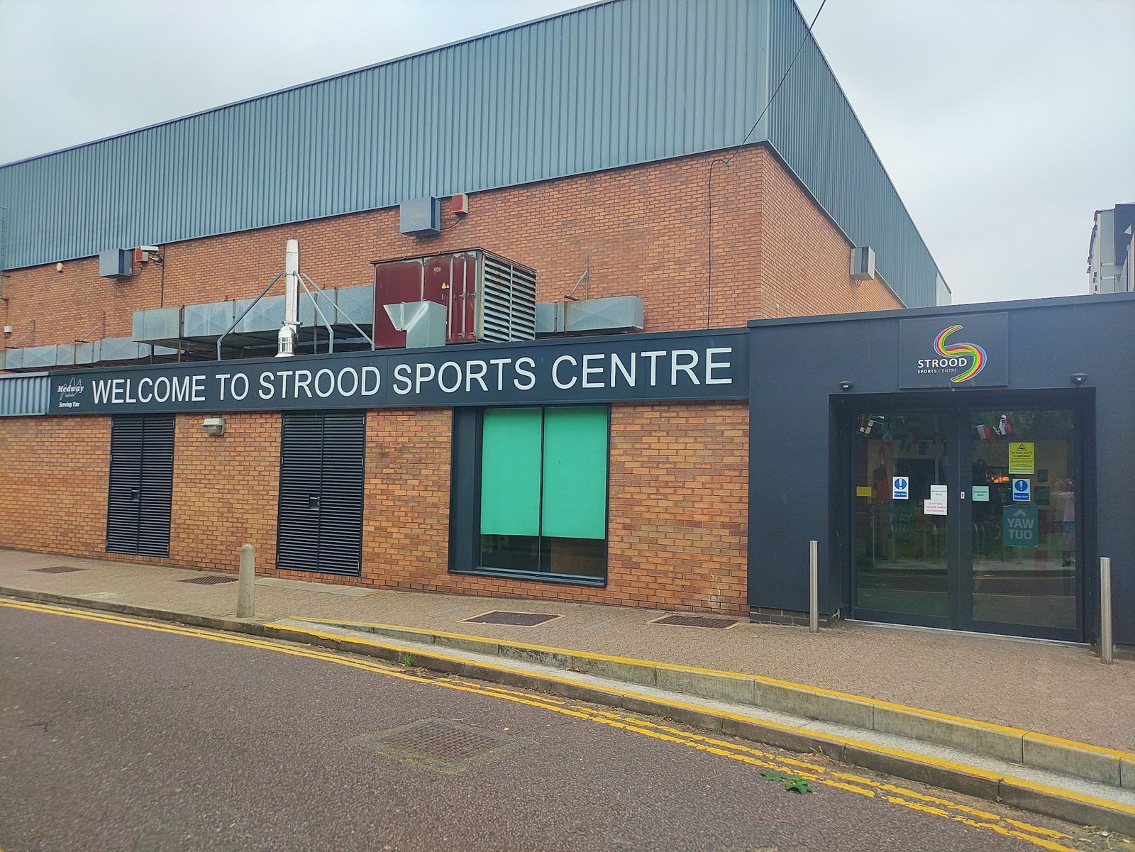 Strood Sports Centre - photo 2