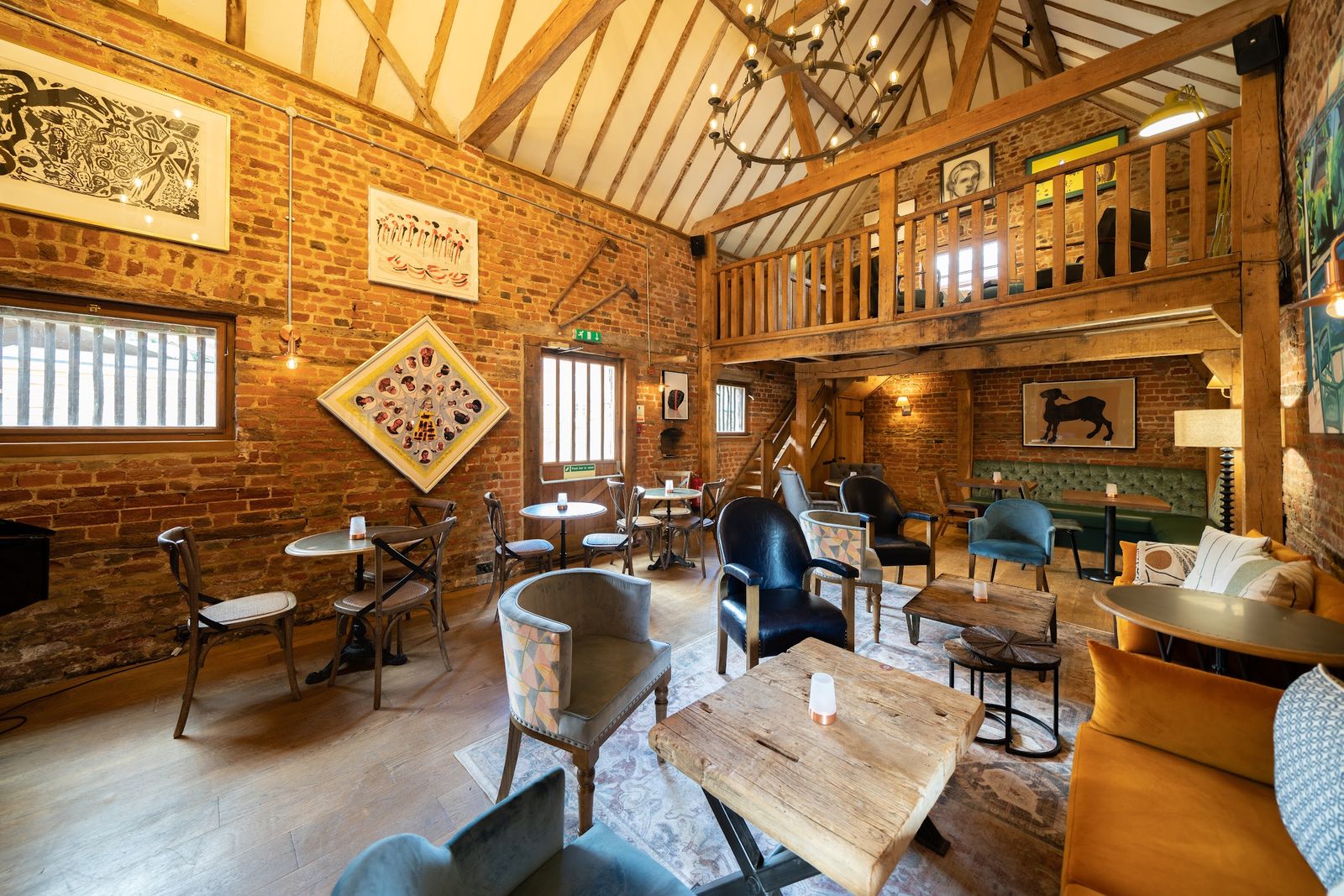 Tewinbury Farm Hotel - photo 2