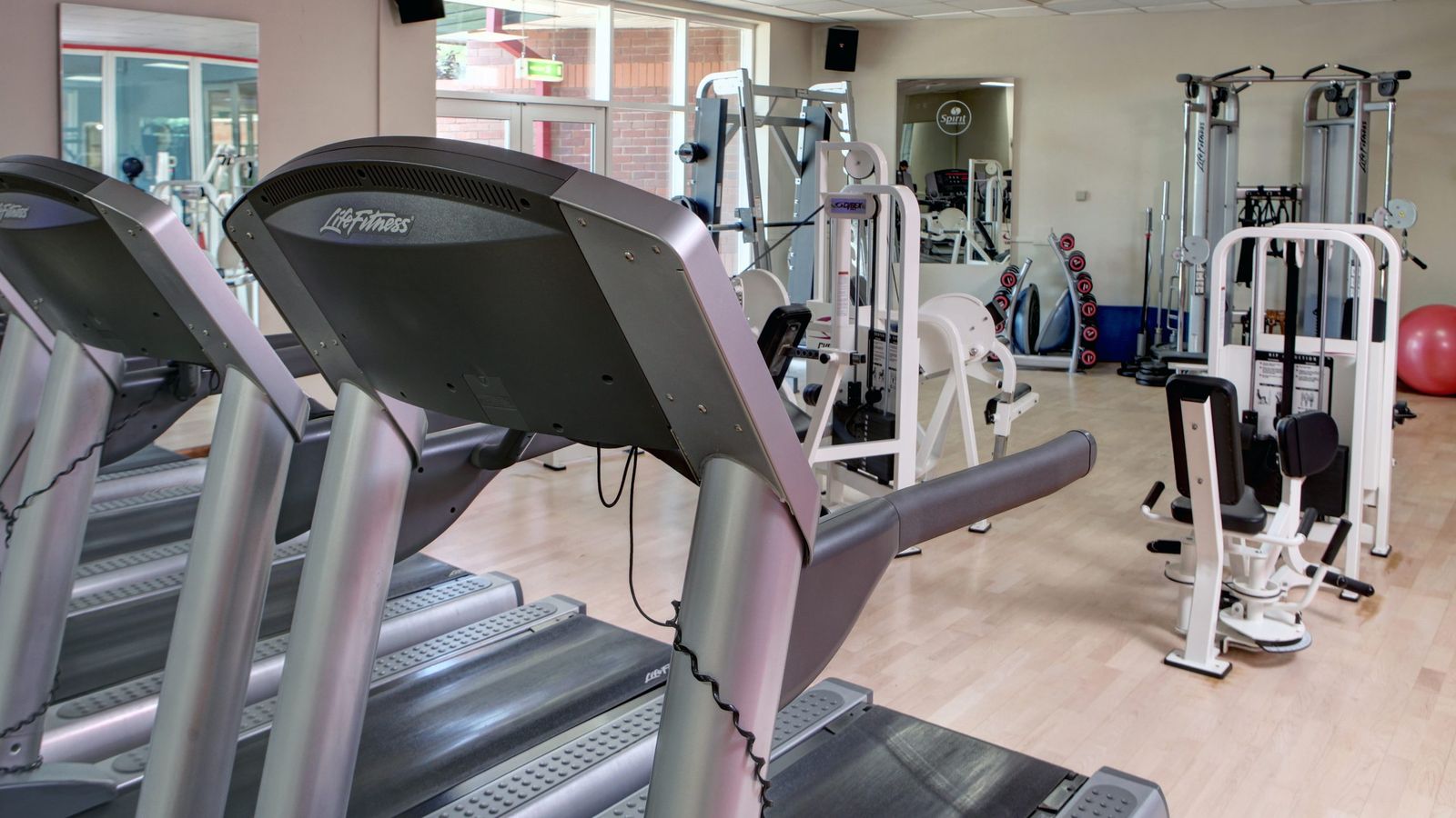 The Club Aylesbury - photo 3