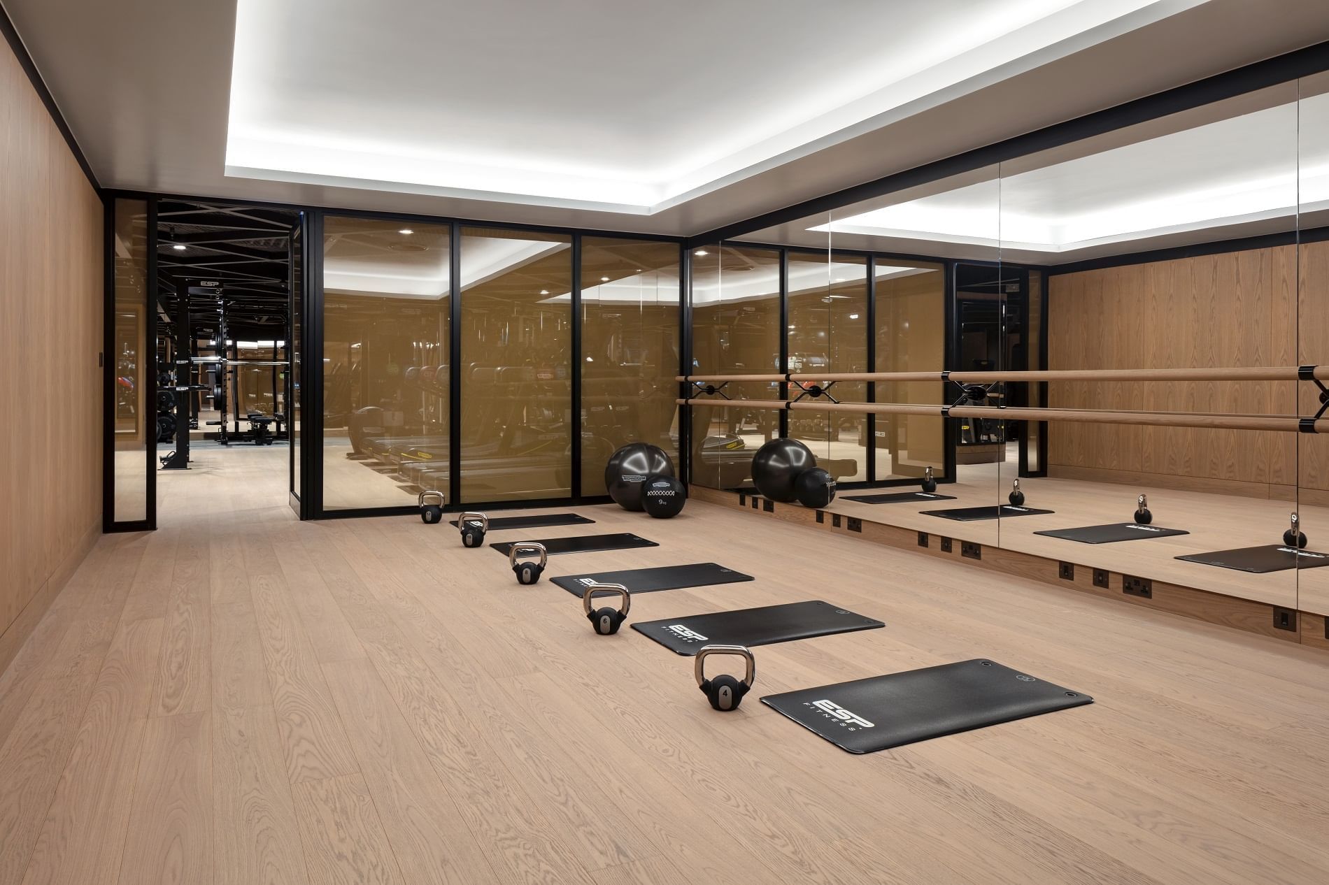 The Retreat at The Londoner — photo 2