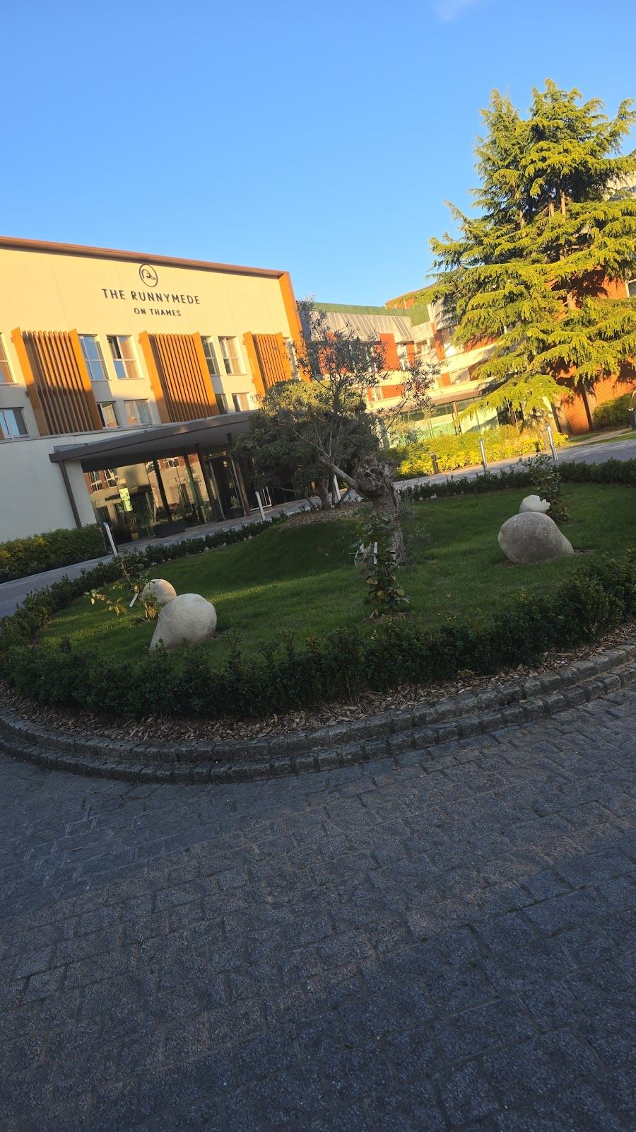 The Runnymede Spa - photo 2