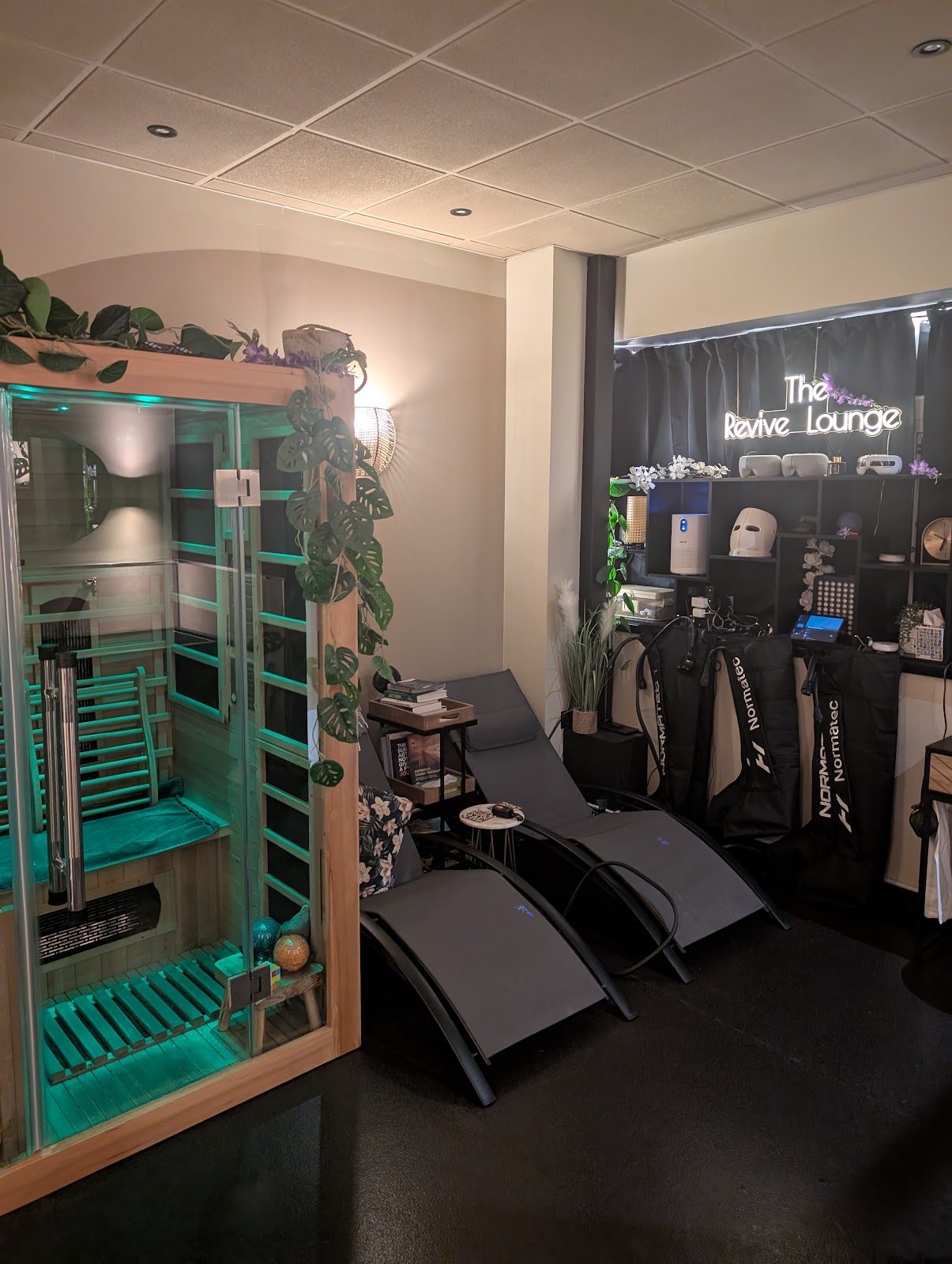 The Wellness Lounge™ – Cardiff - photo 1