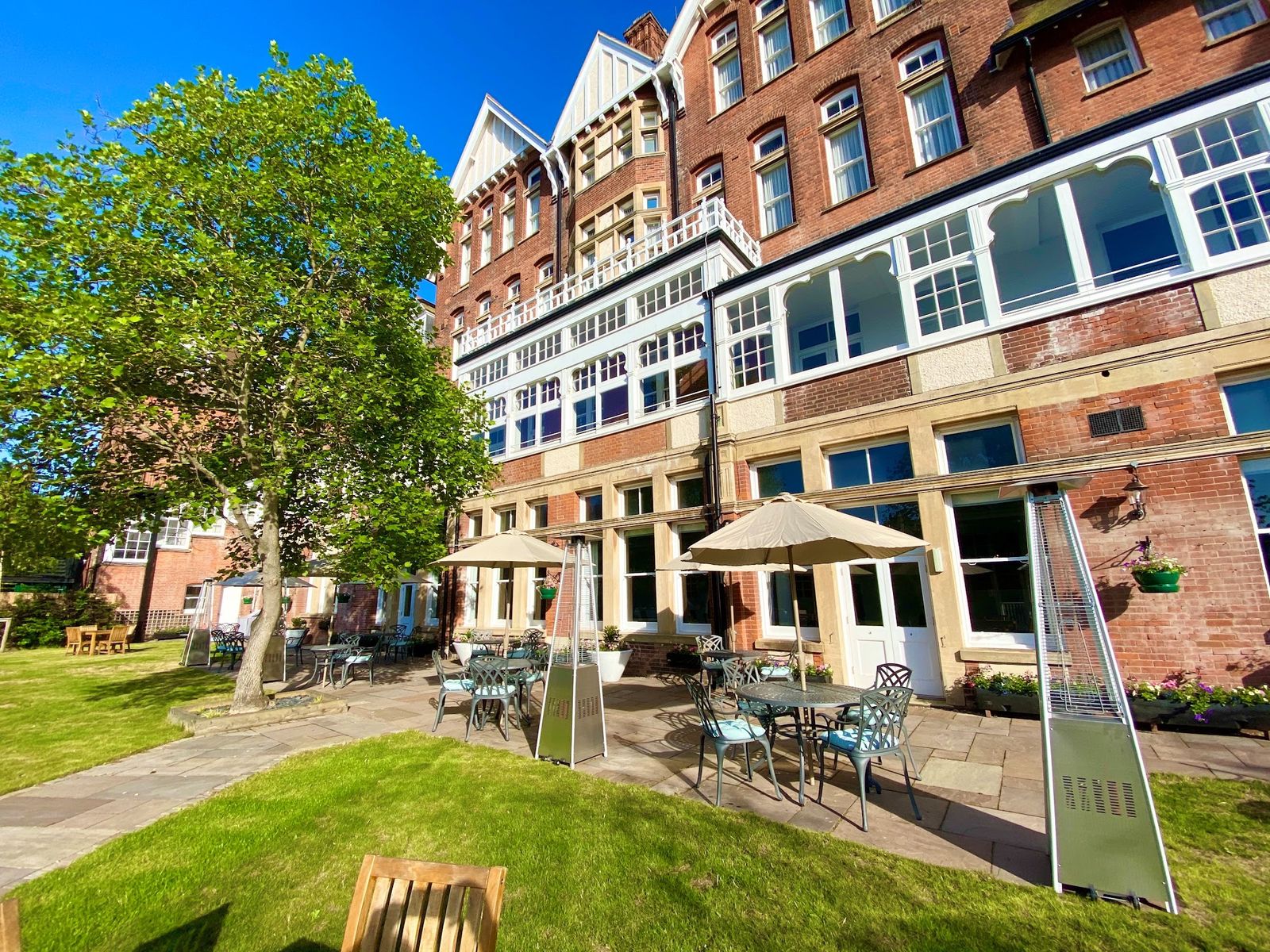 The Yarrow Hotel - photo 2