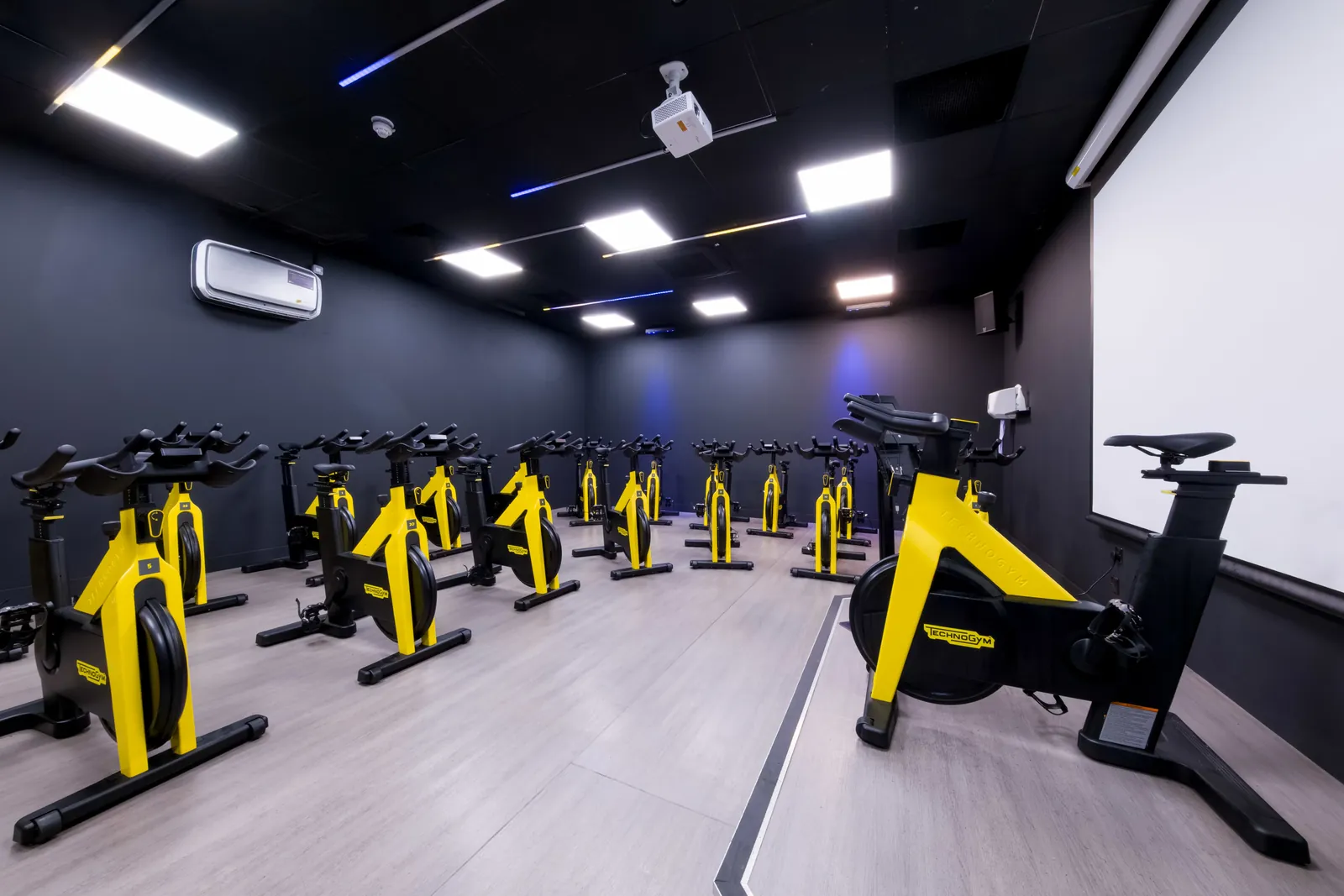 Village Gym Leeds North - photo 3