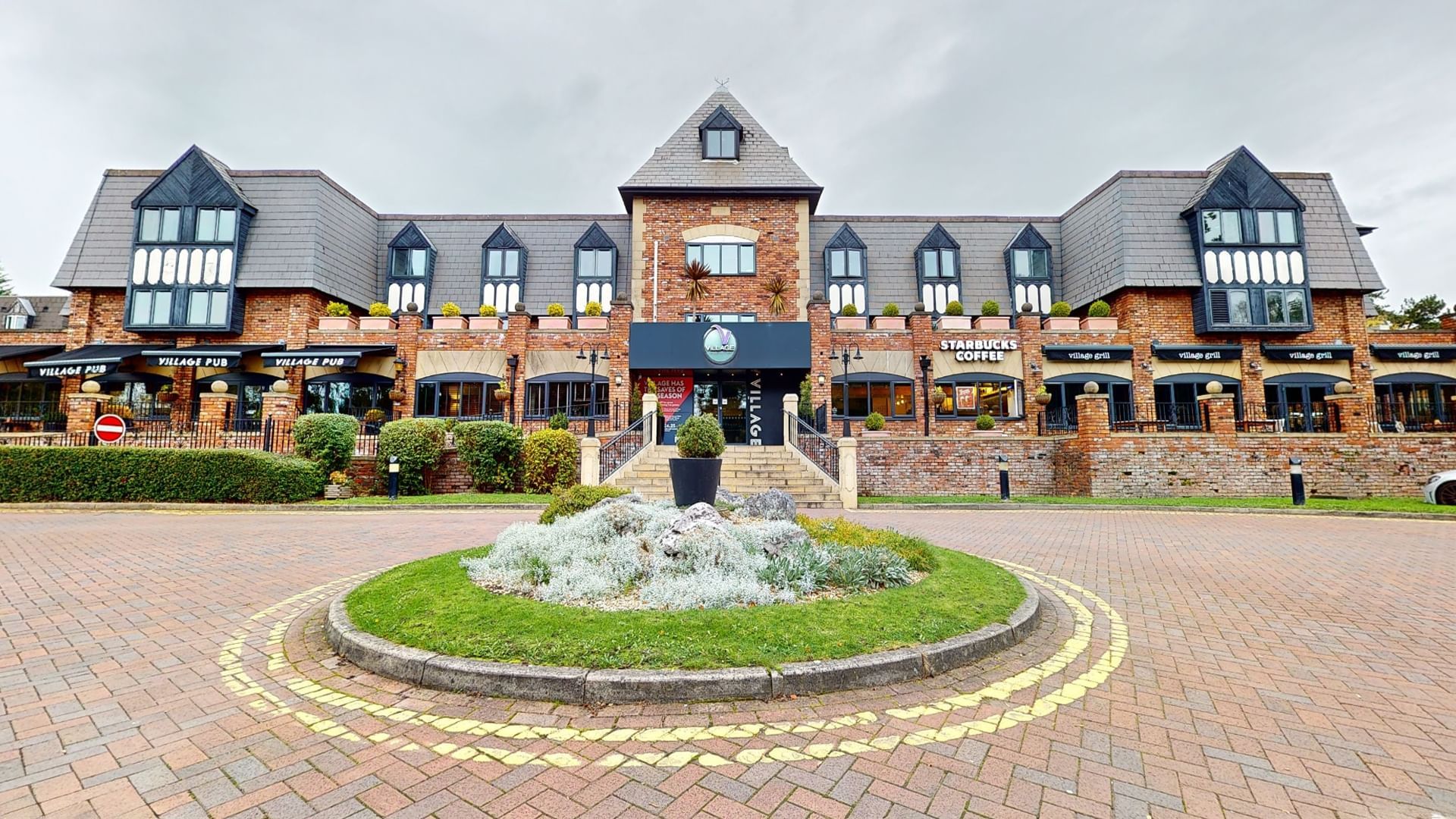 Village Hotel Cheadle — photo 2