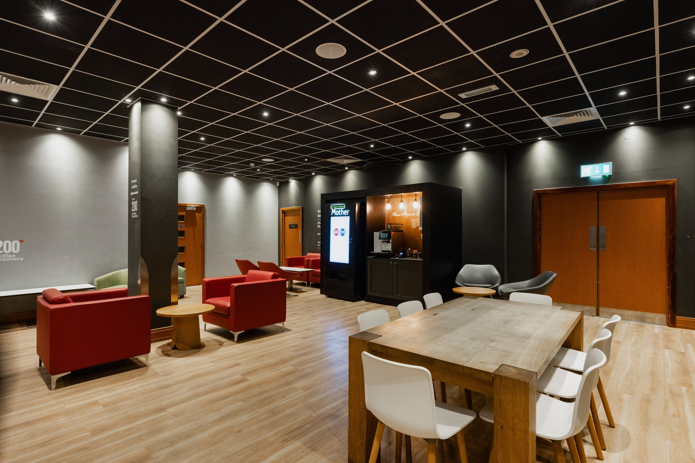 Virgin Active Wandsworth Smugglers Way — photo 2