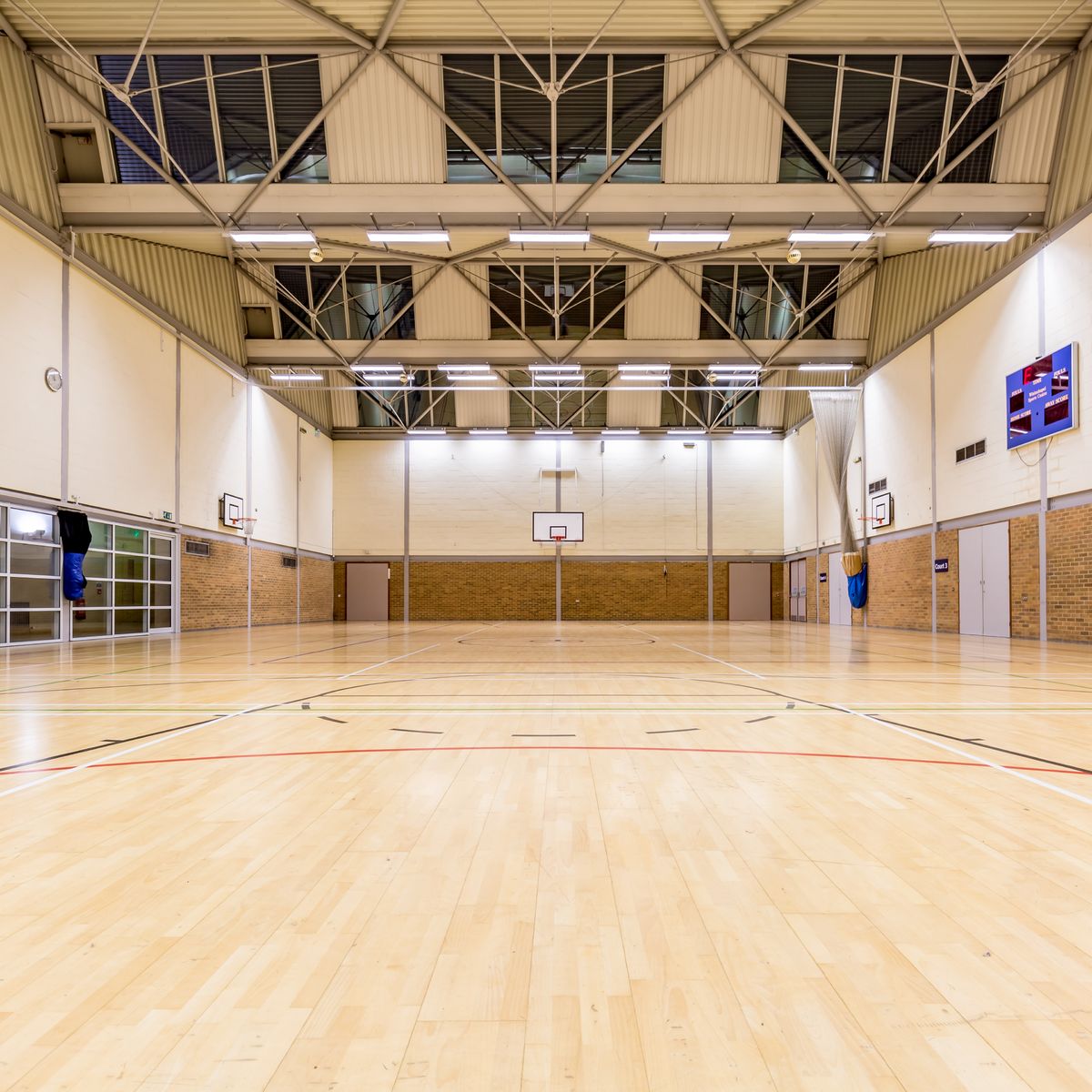 Whitechapel Sports Centre - photo 2